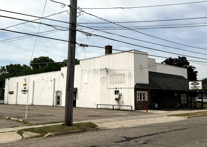 Gale Theatre - July 4 2022 Photo (newer photo)